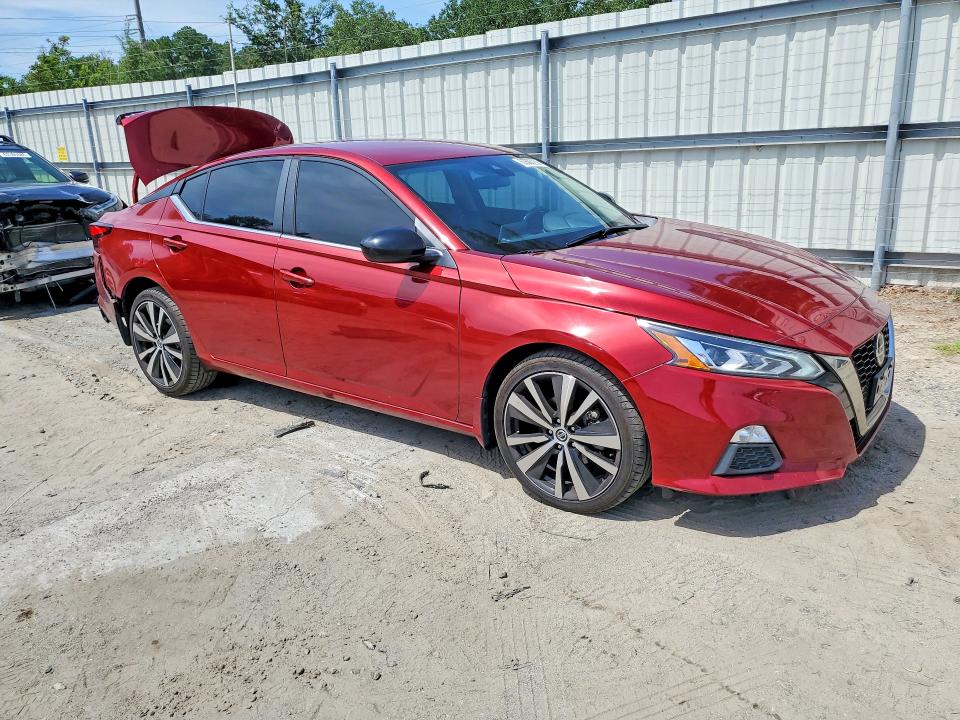 Photo 4 from auction – 2021 NISSAN ALTIMA with VIN 1N4BL4CW4MN354531