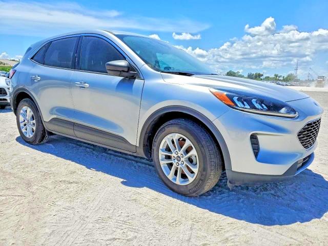 Photo 4 from auction – 2022 FORD ESCAPE with VIN 1FMCU0G64NUB89405