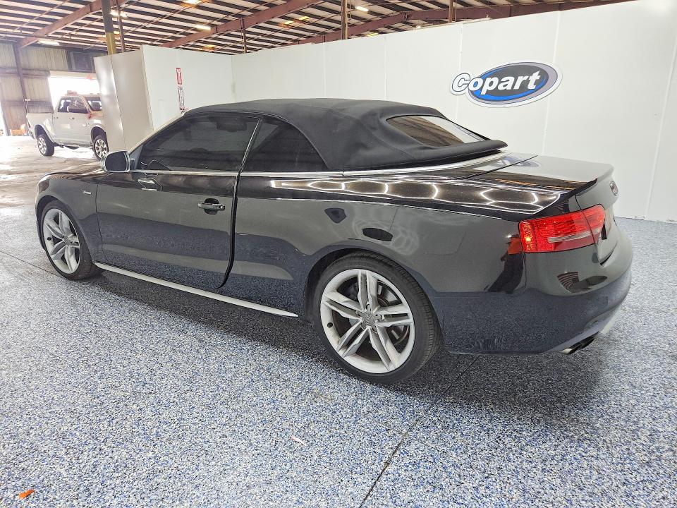 Photo 2 from auction – 2011 AUDI S5 with VIN WAUVGAFH5BN021675