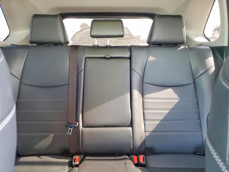 Photo 10 from auction – 2023 TOYOTA RAV4 with VIN JTMC1RFV5PD106156