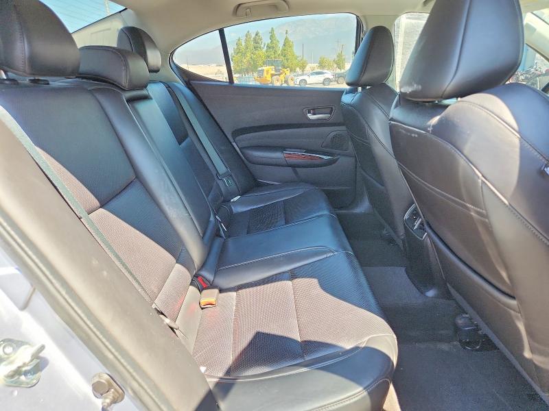 Photo 10 from auction – 2015 ACURA TLX with VIN 19UUB2F52FA011337