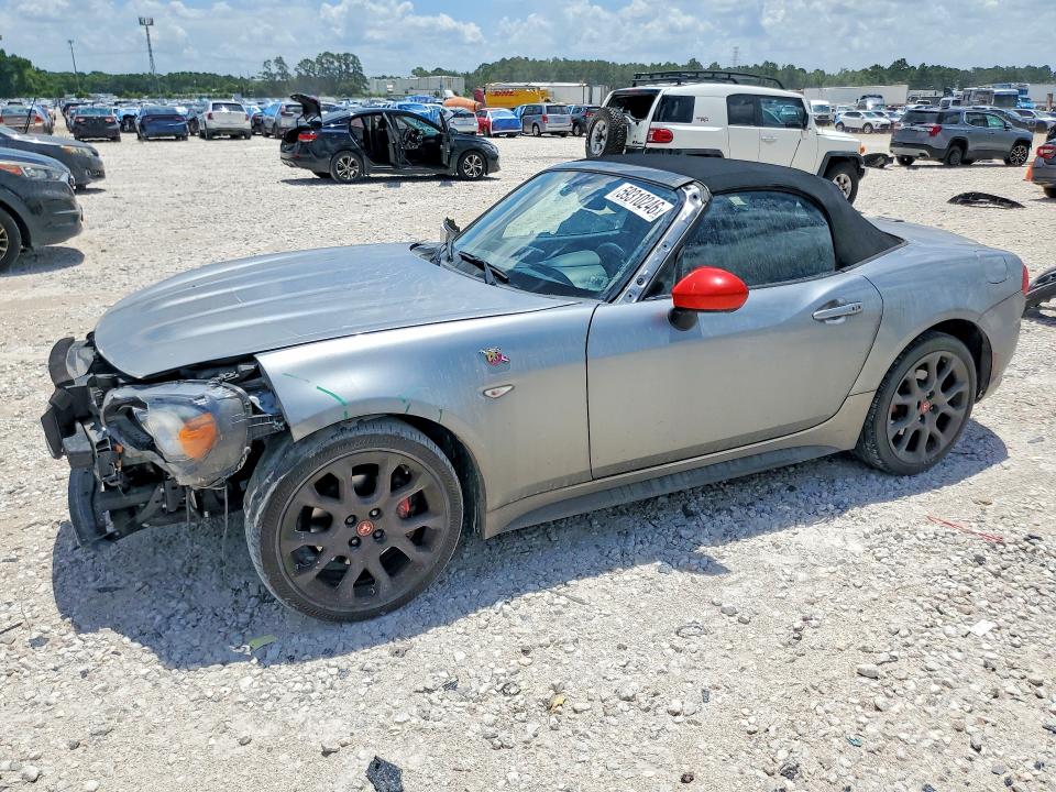 2017 FIAT 124 SPIDER - Търг №59310246