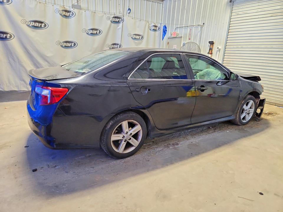 Photo 3 from auction – 2012 TOYOTA CAMRY with VIN 4T1BF1FK7CU123194