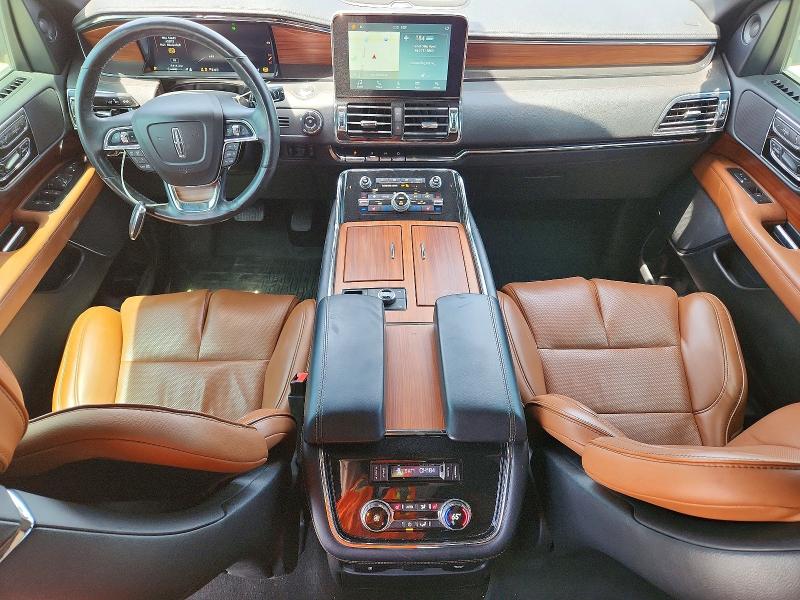 Photo 8 from auction – 2019 LINCOLN NAVIGATOR with VIN 5LMJJ2LT5KEL10386