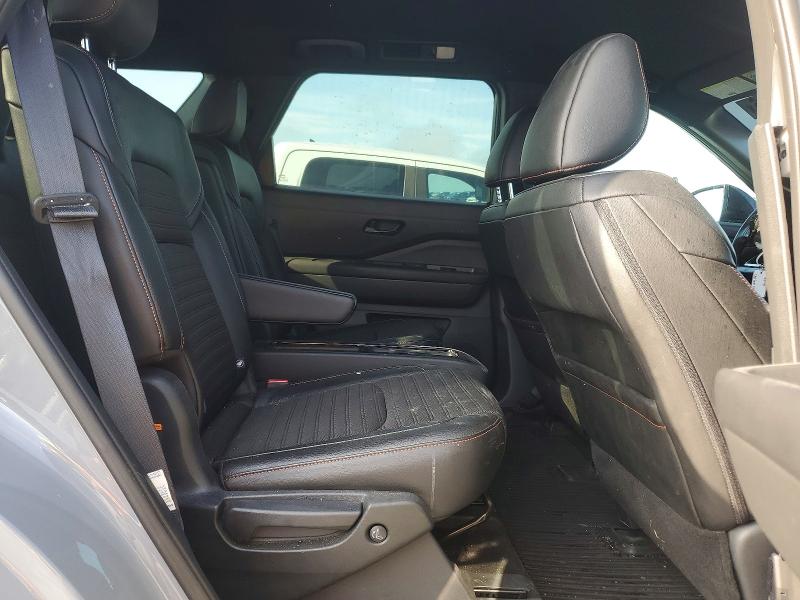Photo 11 from auction – 2024 NISSAN PATHFINDER with VIN 5N1DR3BD5RC221609