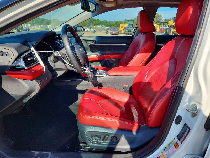 Photo 7 from auction – 2018 TOYOTA CAMRY with VIN 4T1B61HK2JU154153