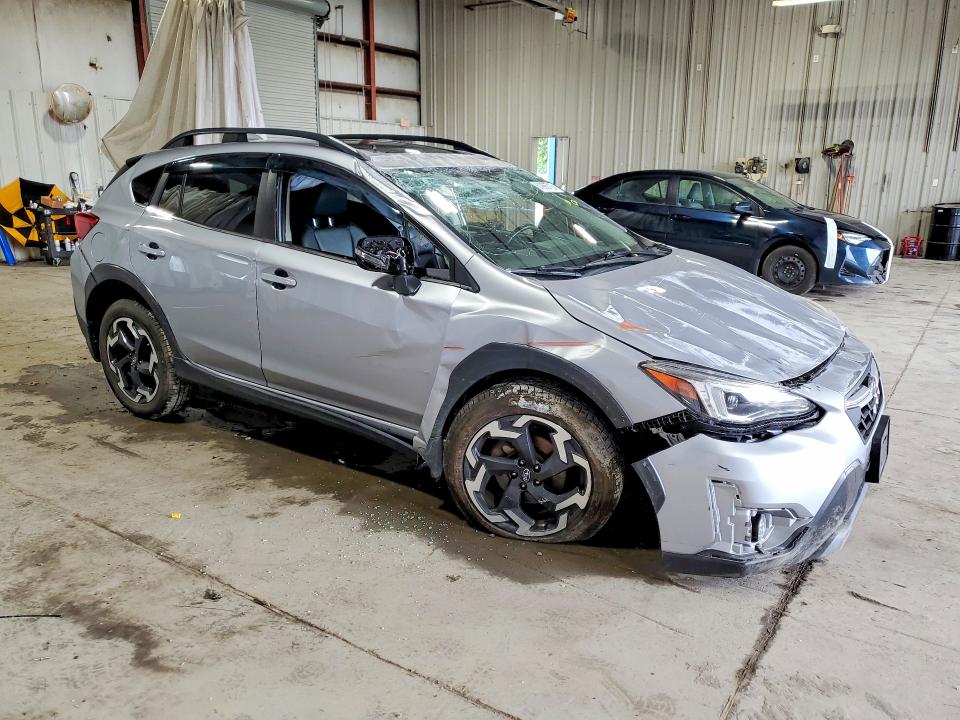 Photo 4 from auction – 2021 SUBARU CROSSTREK with VIN JF2GTHMC8M8395384