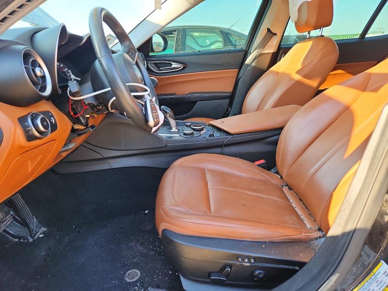 Photo 7 from auction – 2018 ALFA ROMEO GIULIA with VIN ZARFAEDN1J7579315