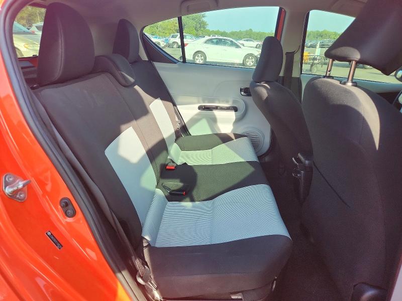 Photo 10 from auction – 2012 TOYOTA PRIUS C with VIN JTDKDTB37C1005765