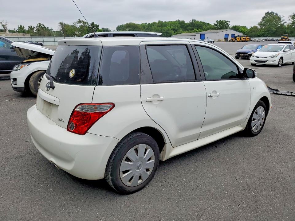 Photo 3 from auction – 2006 SCION XA with VIN JTKKT624560134913