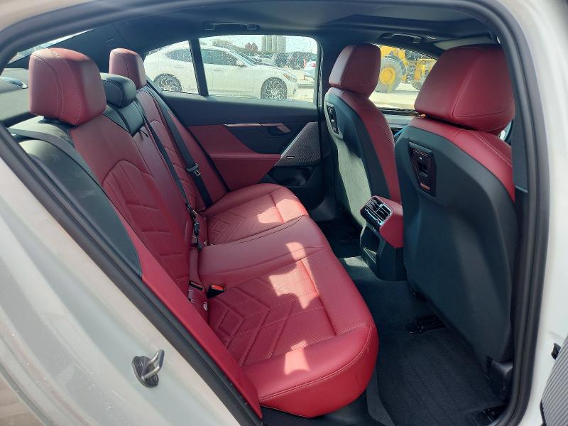 Zdjęcie 10 z aukcji – 2025 BMW 530 z VIN WBA43FJ06SCT40813
