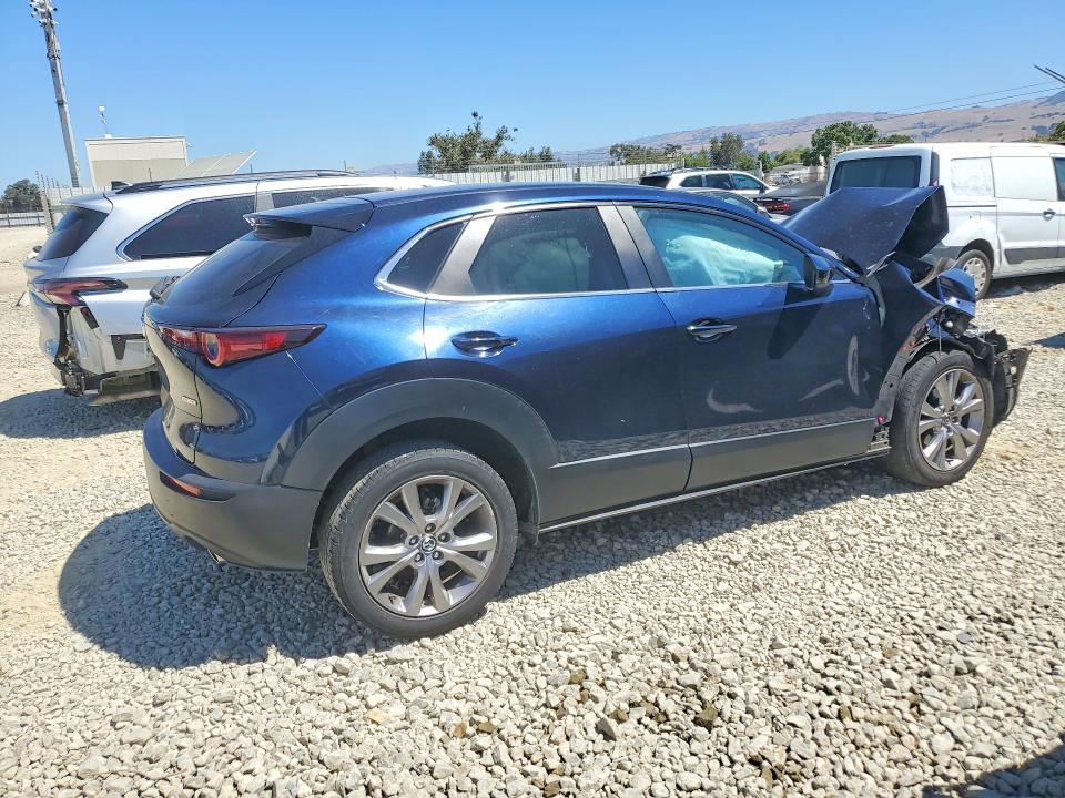Photo 3 from auction – 2021 MAZDA CX-30 with VIN 3MVDMABL5MM229391
