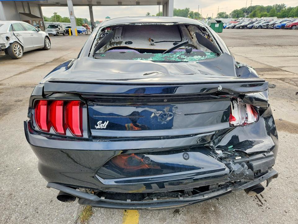 Photo 6 from auction – 2018 FORD MUSTANG with VIN 1FA6P8TH3J5162561