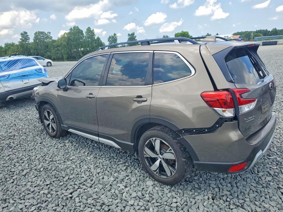Photo 2 from auction – 2020 SUBARU FORESTER with VIN JF2SKAXC4LH446717