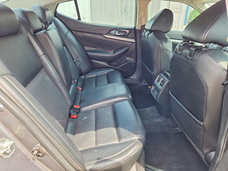 Photo 10 from auction – 2018 NISSAN MAXIMA with VIN 1N4AA6AP7JC367225