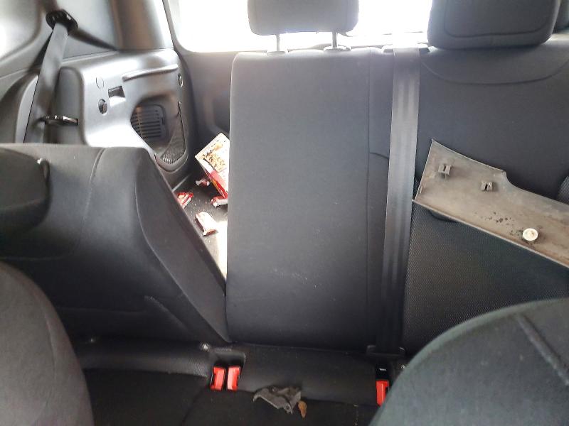 Photo 10 from auction – 2018 JEEP RENEGADE with VIN ZACCJBAB9JPH57755