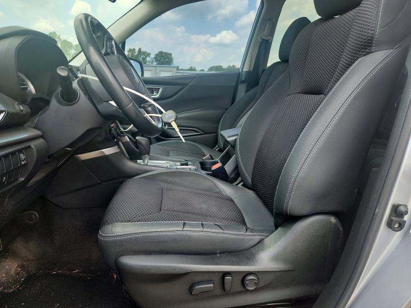 Photo 7 from auction – 2020 SUBARU FORESTER with VIN JF2SKAGC3LH561907