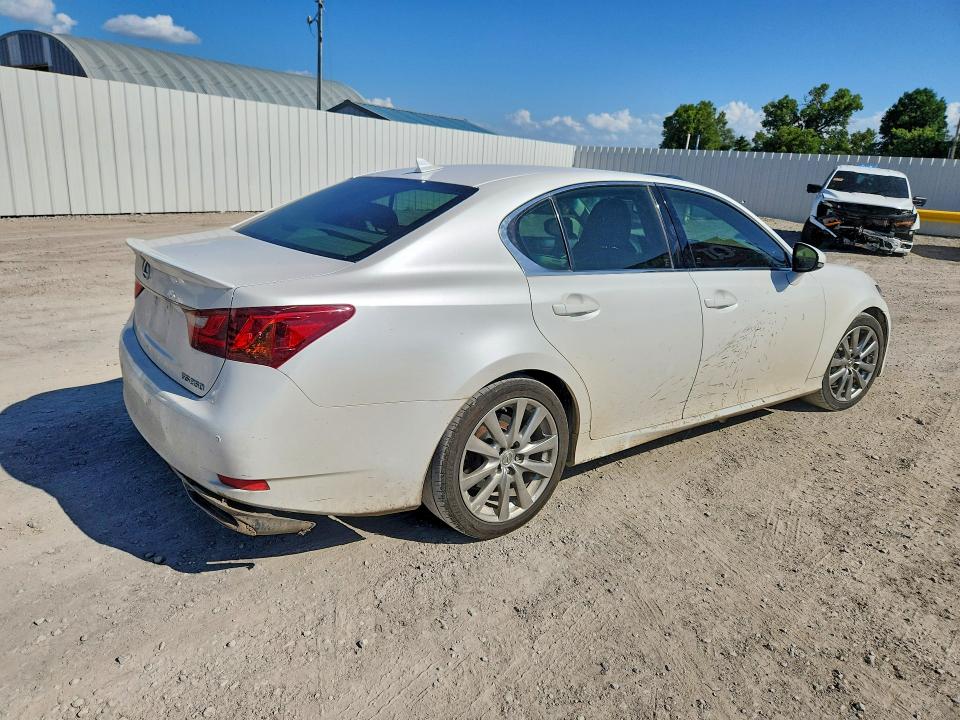 Photo 3 from auction – 2013 LEXUS GS with VIN JTHBE1BL0D5025754