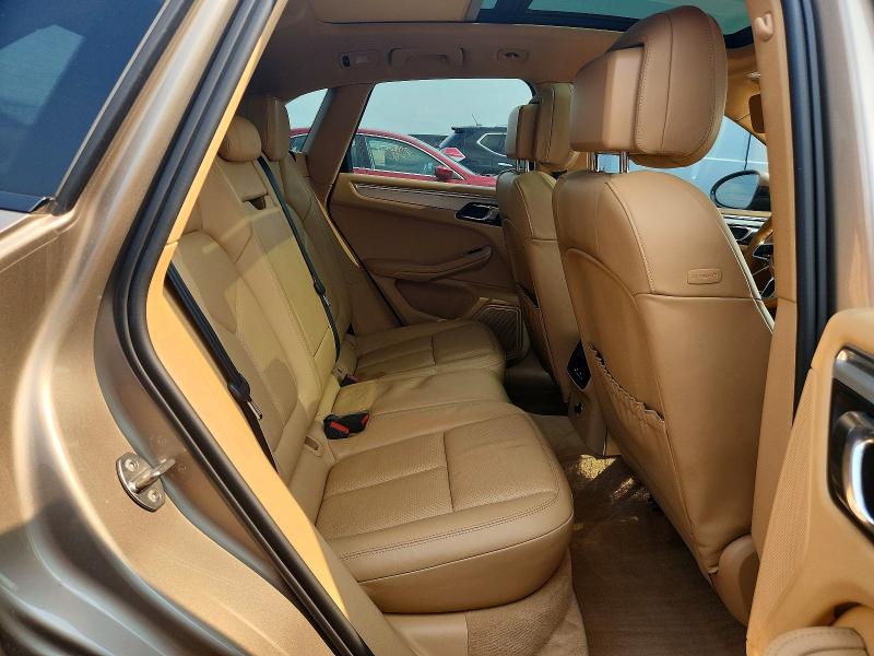 Photo 10 from auction – 2015 PORSCHE MACAN with VIN WP1AB2A59FLB41417