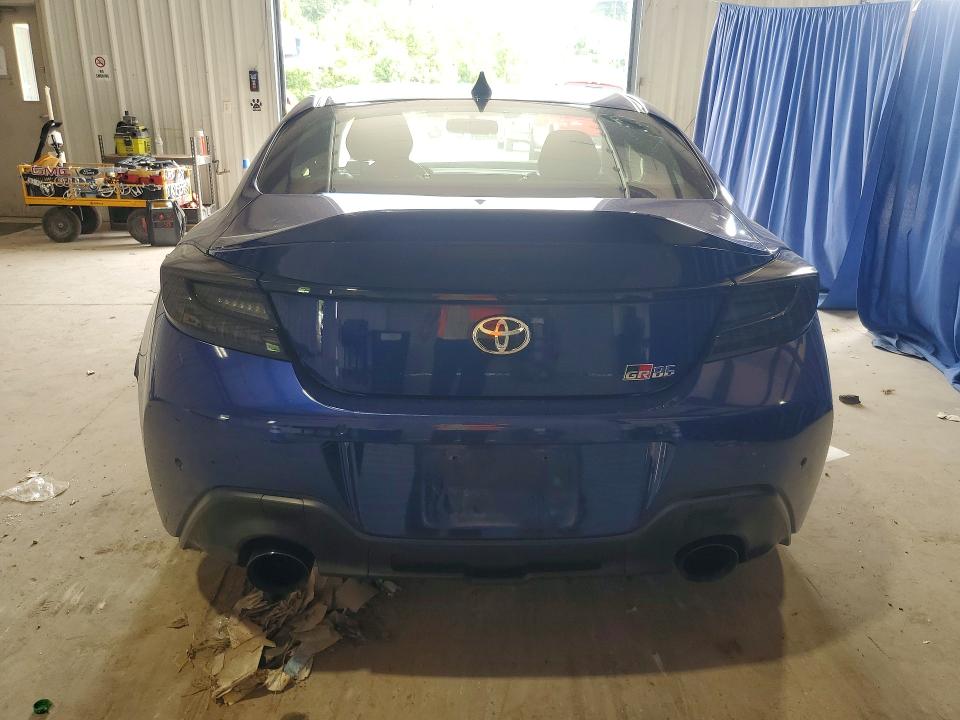Photo 6 from auction – 2023 TOYOTA GR 86 with VIN JF1ZNBF19P8750115