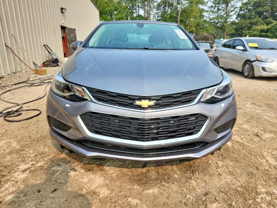 Photo 5 from auction – 2018 CHEVROLET CRUZE with VIN 1G1BE5SM5J7179760