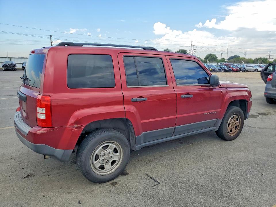 Photo 3 from auction – 2014 JEEP PATRIOT with VIN 1C4NJPBB1ED726637