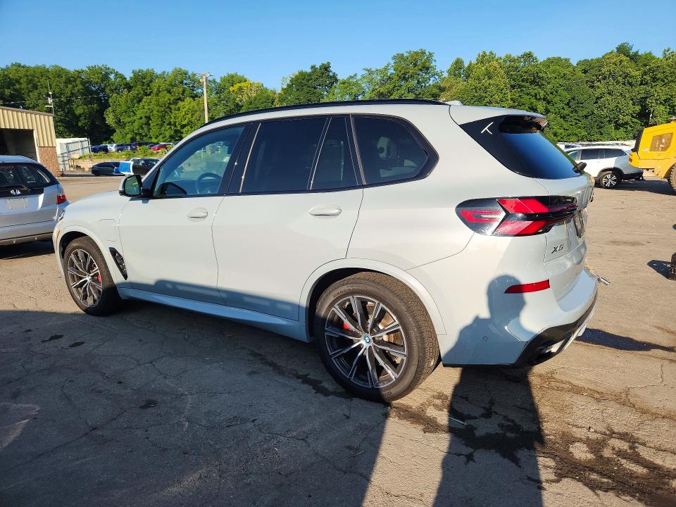 Photo 2 from auction – 2024 BMW X5 with VIN 5UX43EU03R9S73098
