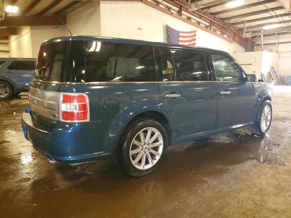 Photo 3 from auction – 2016 FORD FLEX with VIN 2FMHK6D82GBA01381