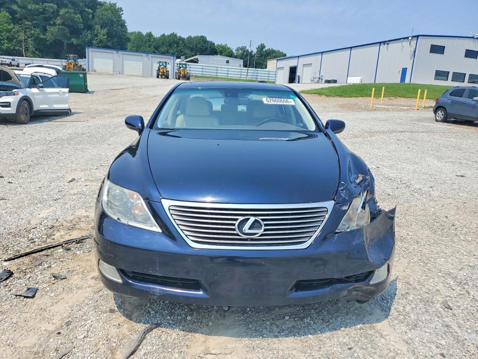 Photo 5 from auction – 2008 LEXUS LS with VIN JTHBL46F785060857