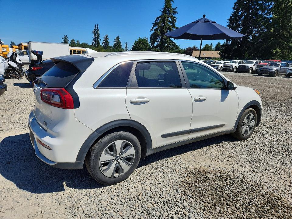 Photo 3 from auction – 2018 KIA NIRO with VIN KNDCB3LC4J5204545