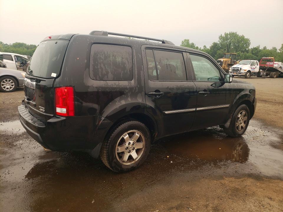 Photo 3 from auction – 2011 HONDA PILOT with VIN 5FNYF4H91BB022086