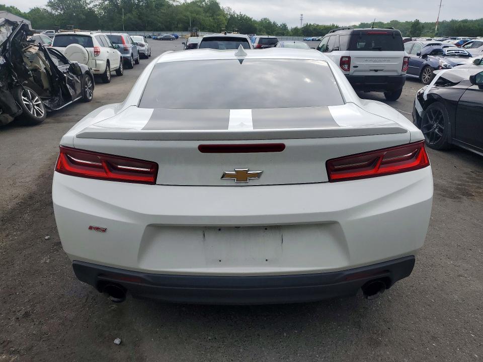 Photo 6 from auction – 2016 CHEVROLET CAMARO with VIN 1G1FB1RS7G0135123