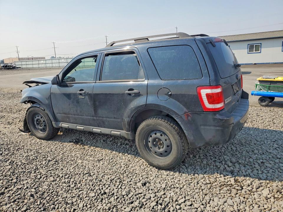 Photo 2 from auction – 2010 FORD ESCAPE with VIN 1FMCU9D72AKB81455
