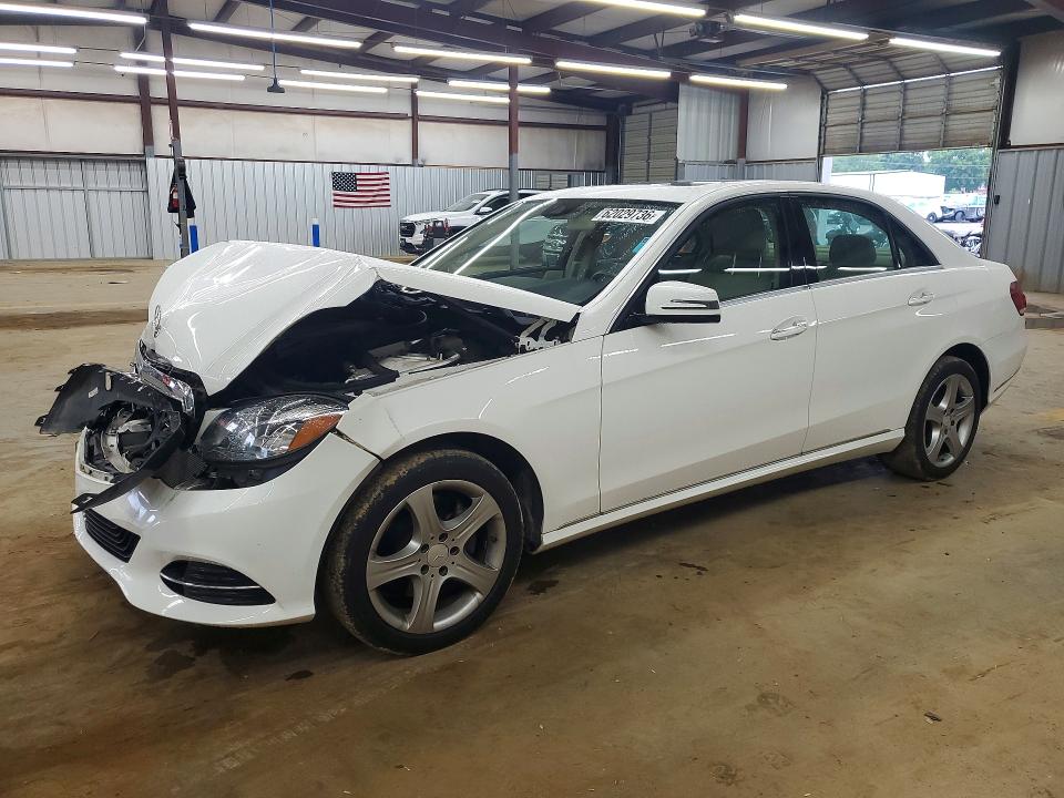 MERCEDES-BENZ E 2016 with VIN WDDHF5KB4GB213499 - Photo from auction
