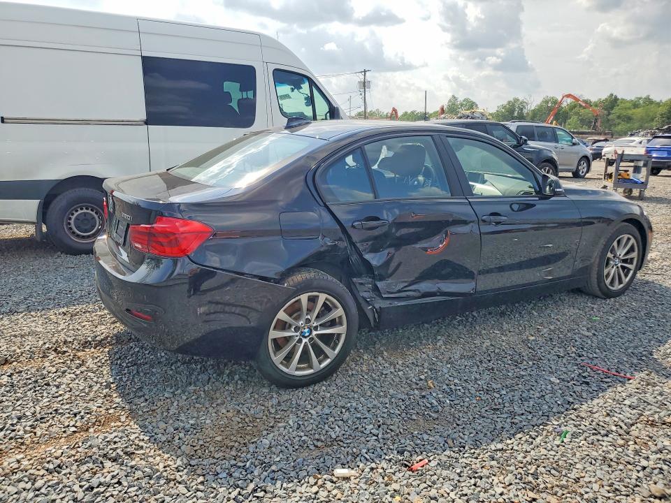 Photo 3 from auction – 2016 BMW 320 with VIN WBA8E5G51GNU19293