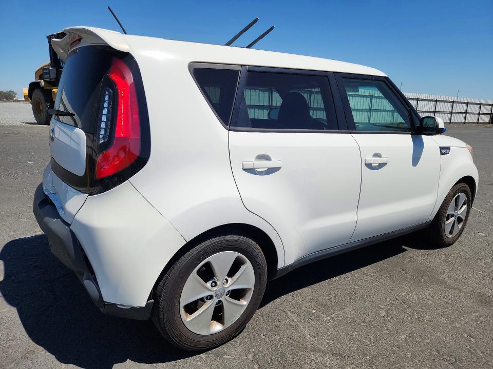 Photo 3 from auction – 2016 KIA SOUL with VIN KNDJN2A21G7256277