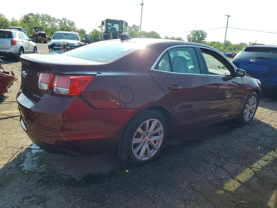 Photo 3 from auction – 2015 CHEVROLET MALIBU with VIN 1G11E5SX8FF207408