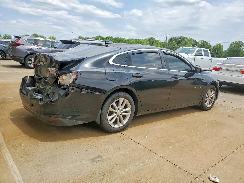 Photo 3 from auction – 2017 CHEVROLET MALIBU with VIN 1G1ZE5ST3HF226872