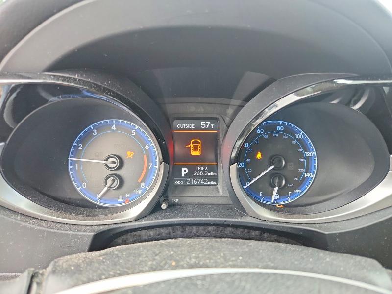 Photo 9 from auction – 2014 TOYOTA COROLLA with VIN 2T1BURHE5EC061245