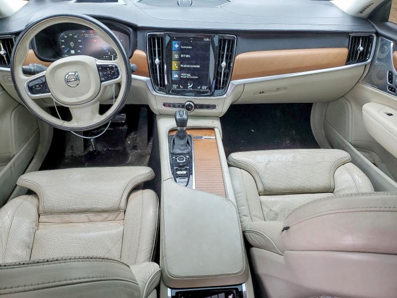 Photo 8 from auction – 2017 VOLVO S90 with VIN YV1A22ML7H1001984