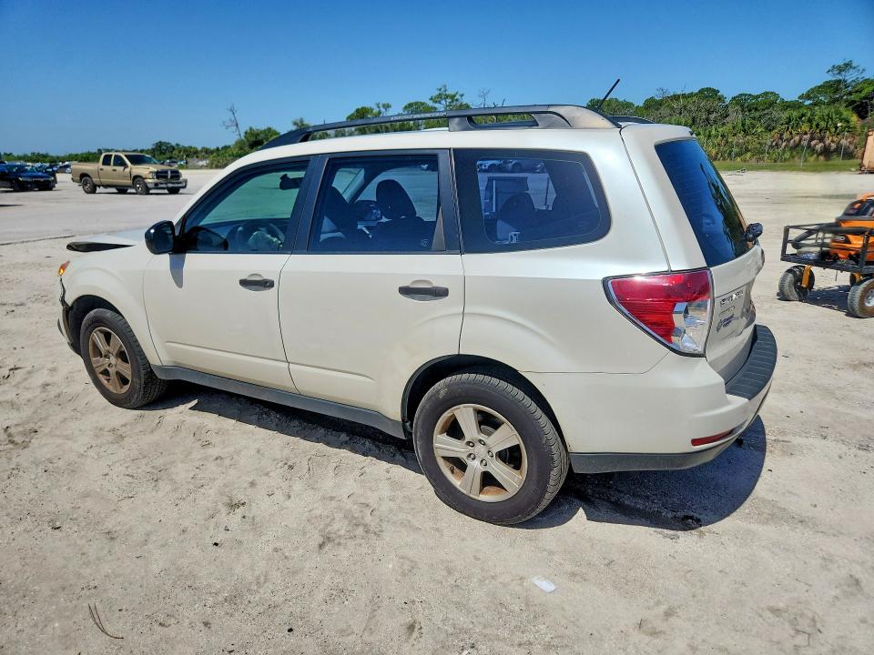 Photo 2 from auction – 2012 SUBARU FORESTER with VIN JF2SHABC1CH451721