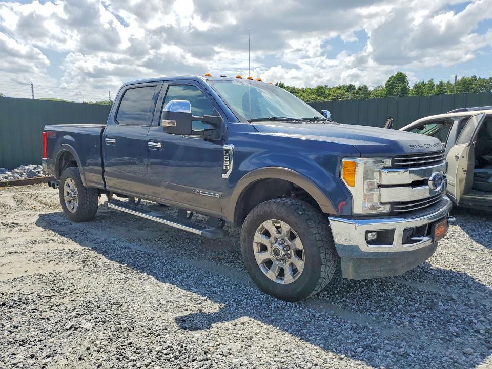 Photo 4 from auction – 2017 FORD F250 with VIN 1FT7W2BT2HEE91377