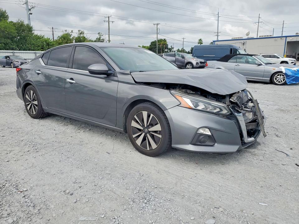 Photo 4 from auction – 2022 NISSAN ALTIMA with VIN 1N4BL4DV6NN333087