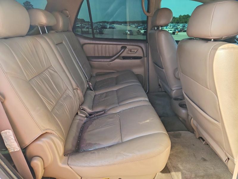Photo 11 from auction – 2004 TOYOTA SEQUOIA with VIN 5TDZT38A84S208837