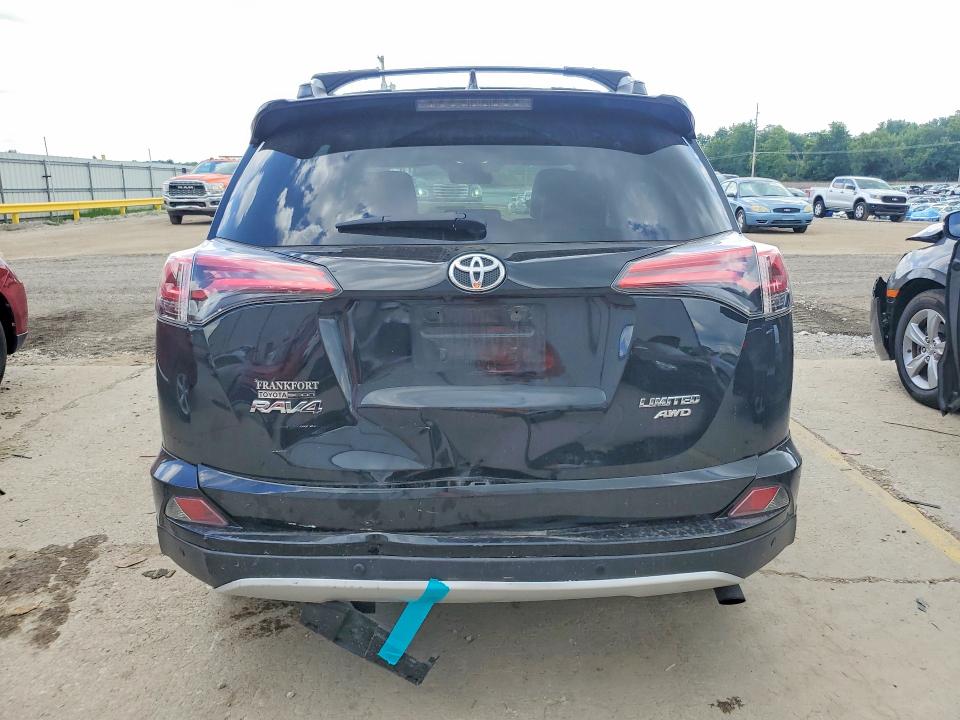 Photo 6 from auction – 2016 TOYOTA RAV4 with VIN 2T3DFREV8GW444208