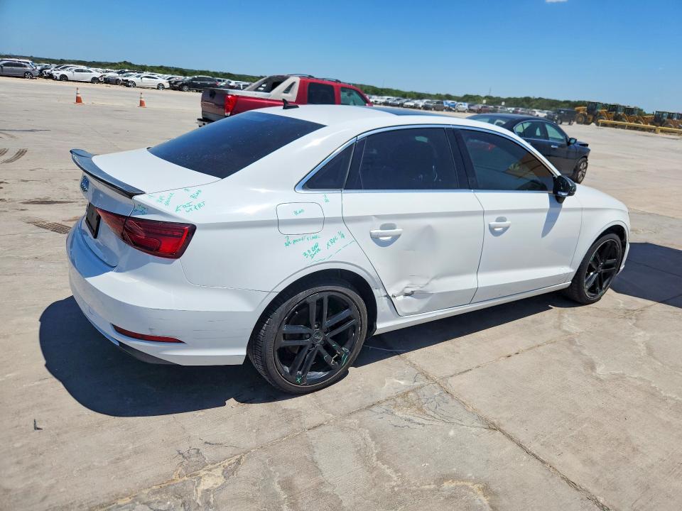 صورة رقم 3 من المزاد - 2019 AUDI A3 مع VIN WAUAUGFF2K1009855