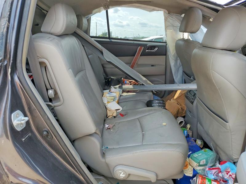 Photo 11 from auction – 2009 TOYOTA HIGHLANDER with VIN JTEES42A492123133