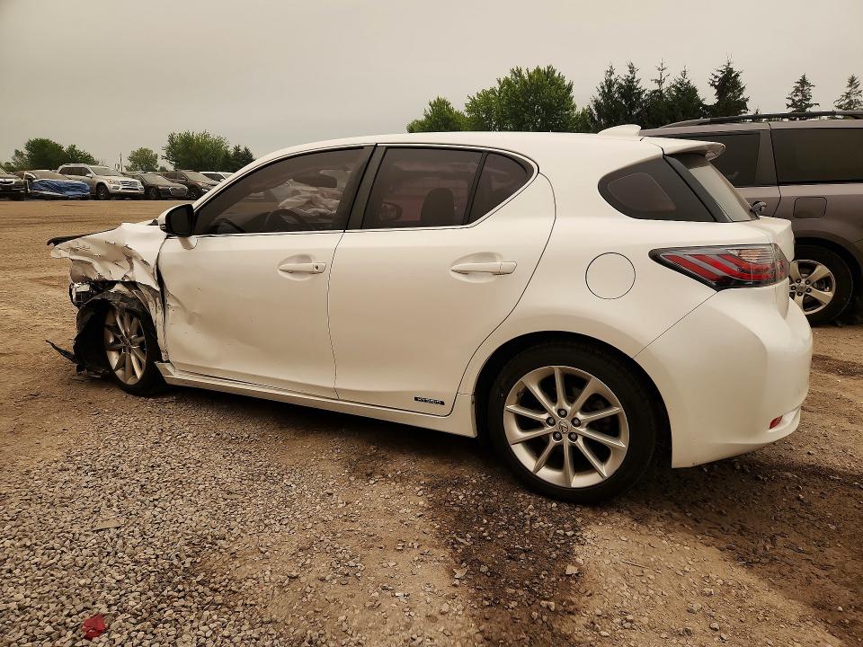 Photo 2 from auction – 2011 LEXUS CT with VIN JTHKD5BH5B2007237