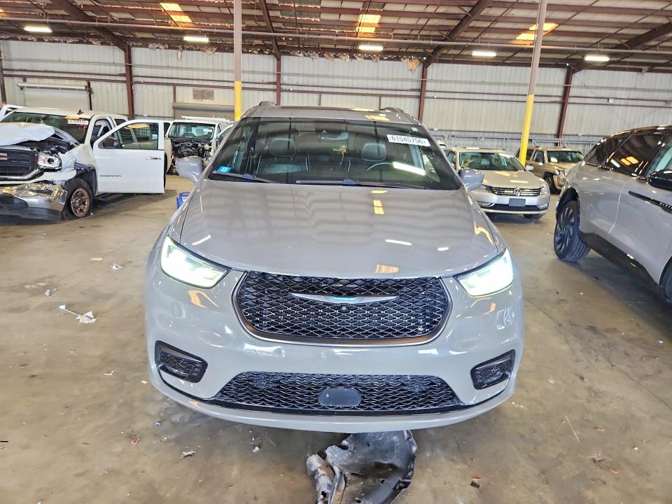 Photo 5 from auction – 2021 CHRYSLER PACIFICA with VIN 2C4RC1S76MR507866