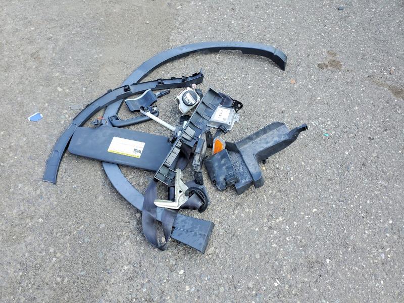 Photo 13 from auction – 2022 VOLKSWAGEN ID.4 with VIN WVGRMPE28NP061640